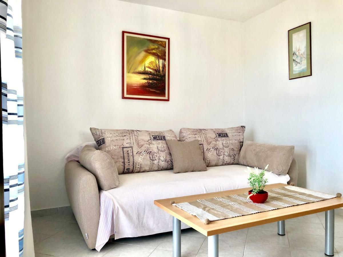 Appartamento Lavender House Maslenica Esterno foto